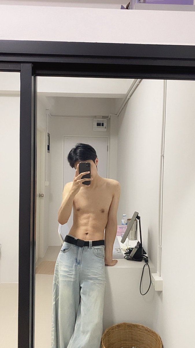 แมวอร่อย tweet media