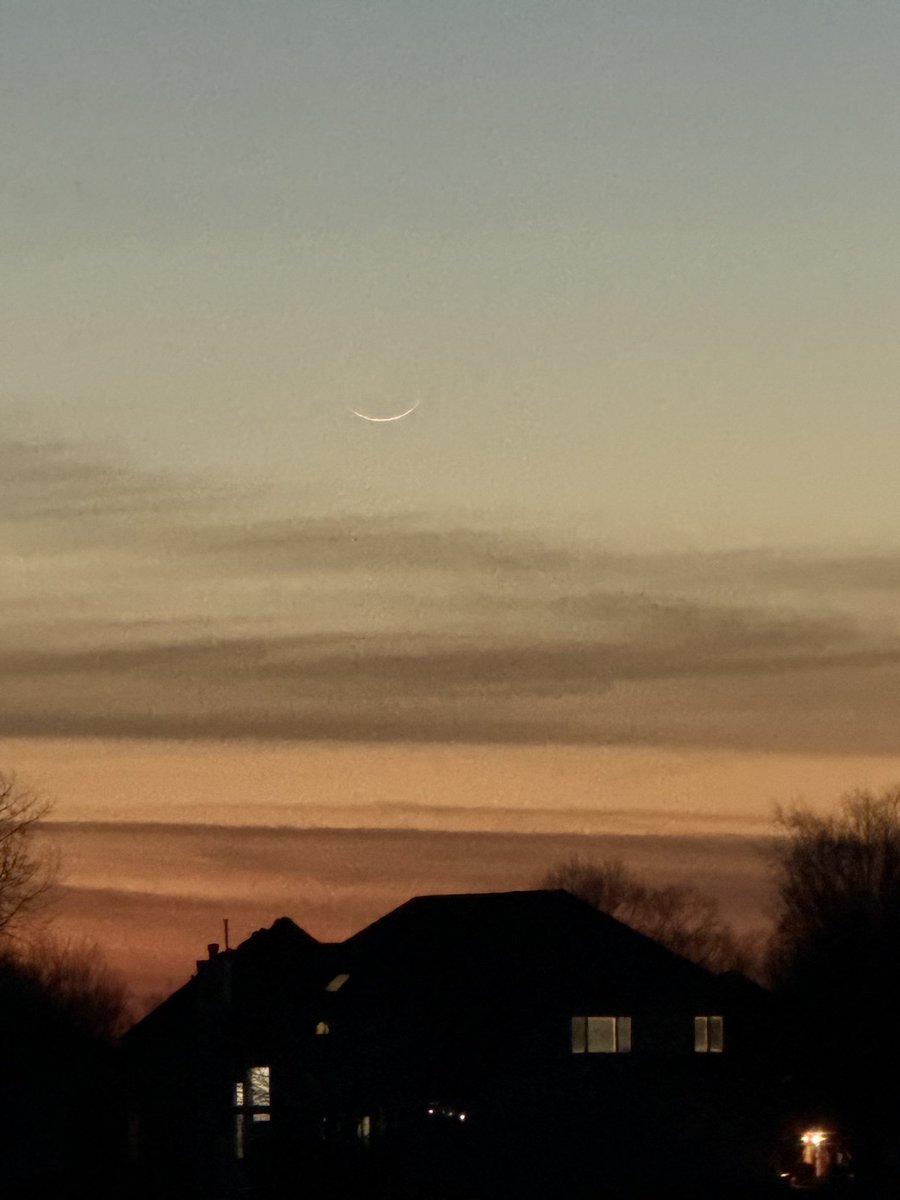 Alhamdulillah! Moon was sighted and friday will be Eid ul fitr.
Kids loved the experience were excited to locate moon in night sky!
