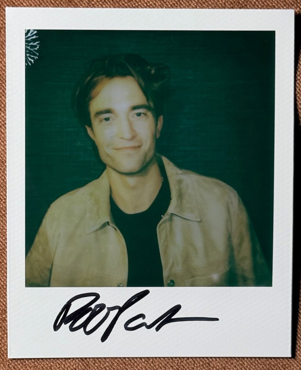Robert Pattinson Photos | Fansite tweet media