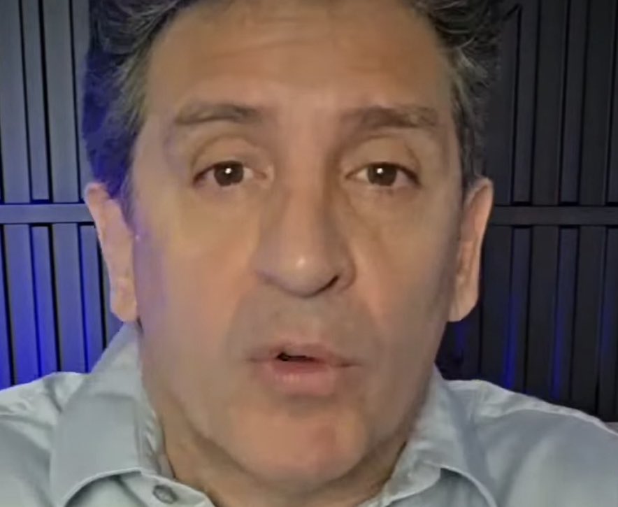 kaarolzx tweet media