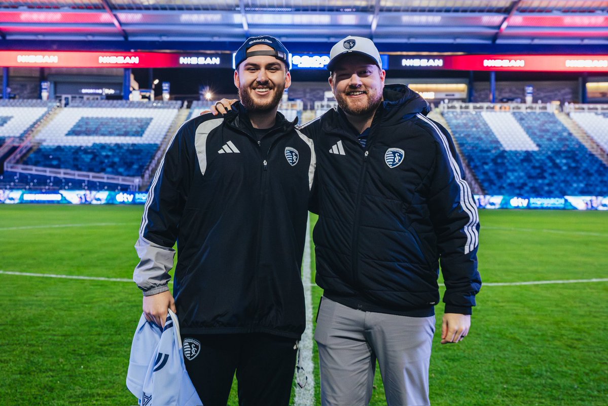 max paxton tweet media