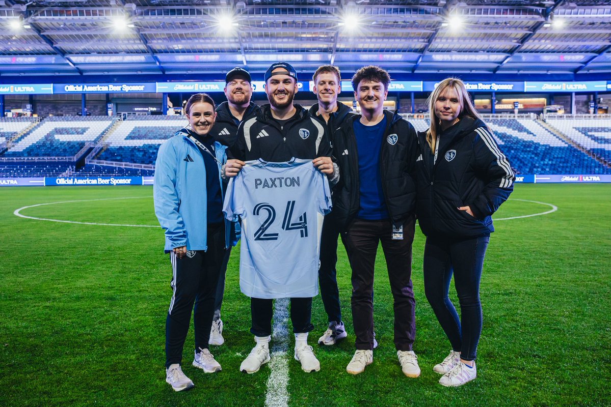 max paxton tweet media