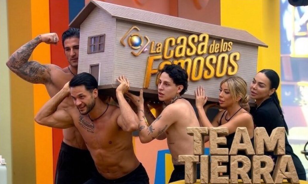 𝑺 𝑯 𝑬 𝑳 𝑩 𝒀 tweet media