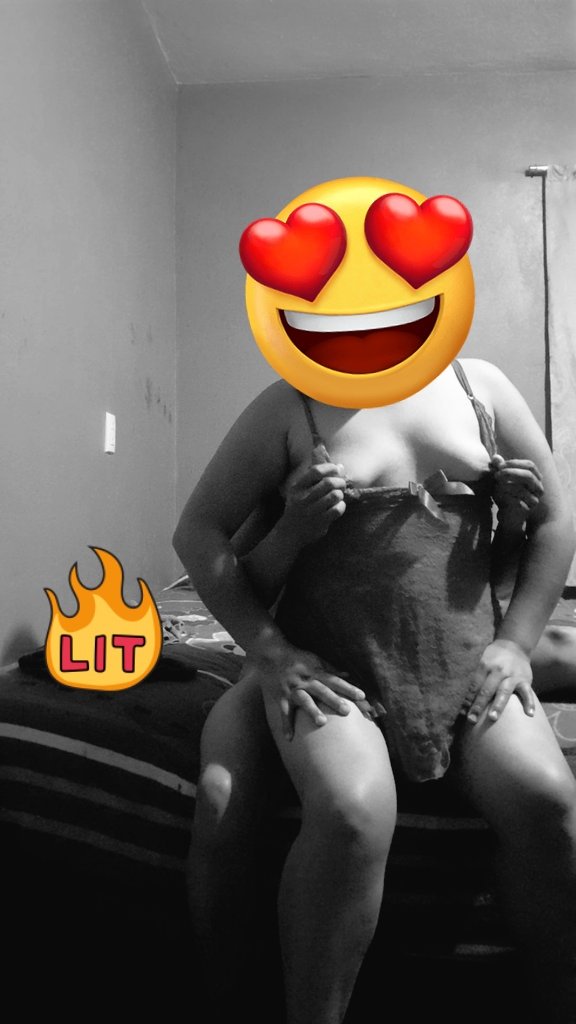 itzyOax23's tweet photo. Me encanta montarlos así...hasta que me hagn venir 😈💦💦 https://t.co/pi6EYobUNj