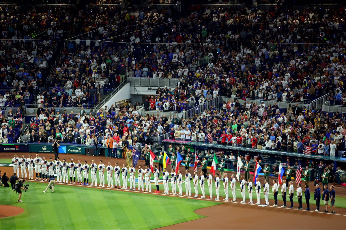 Kyle Schwarber tweet media