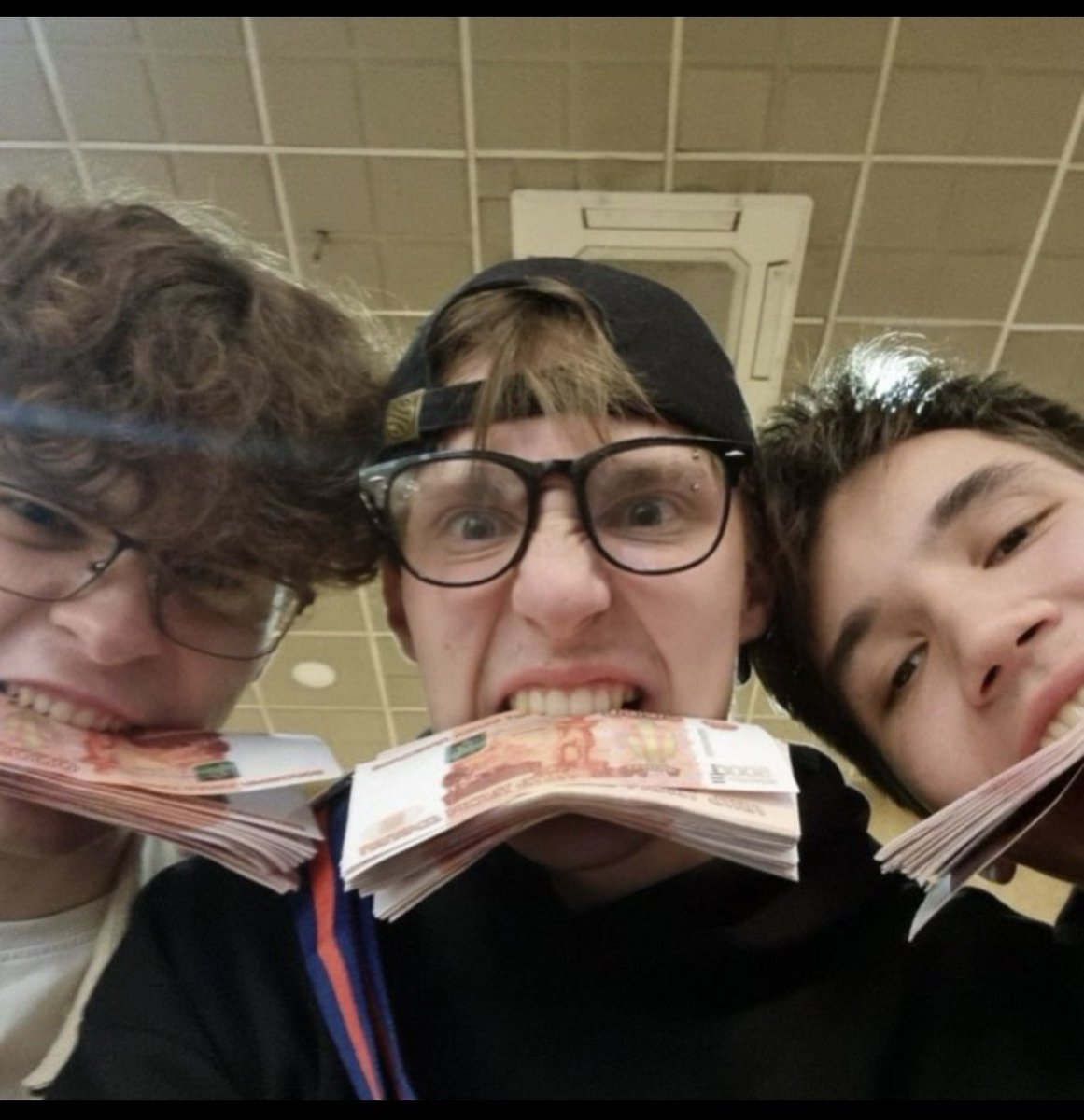 Evayouk✳️ tweet media