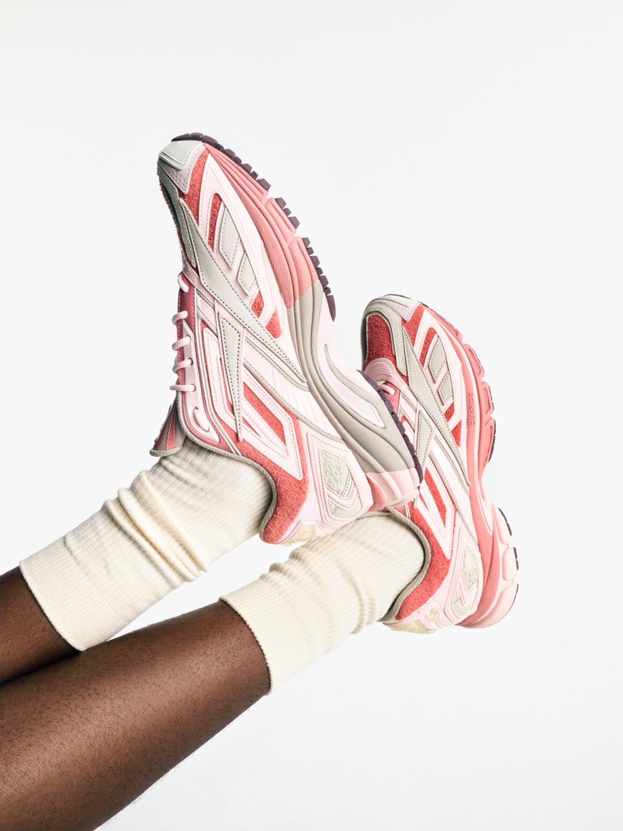 SneakerAlert tweet media