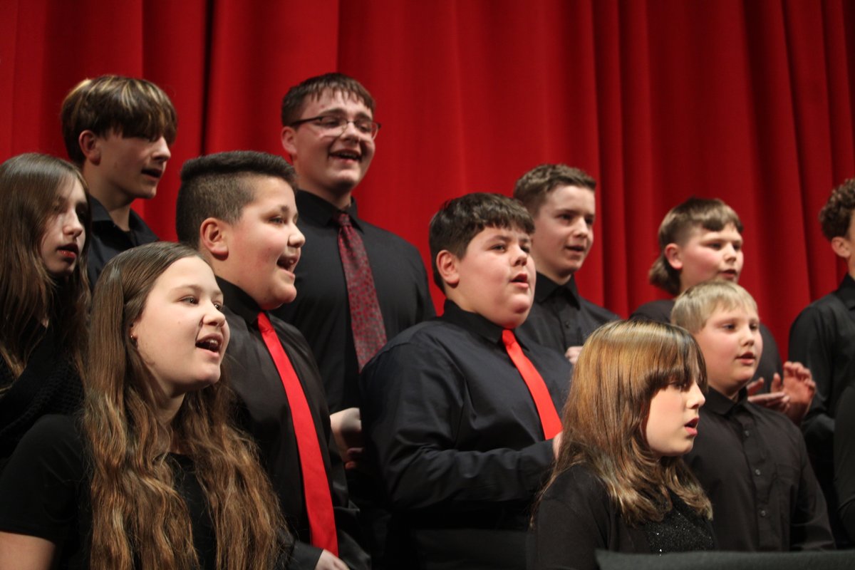 Holley Schools tweet media