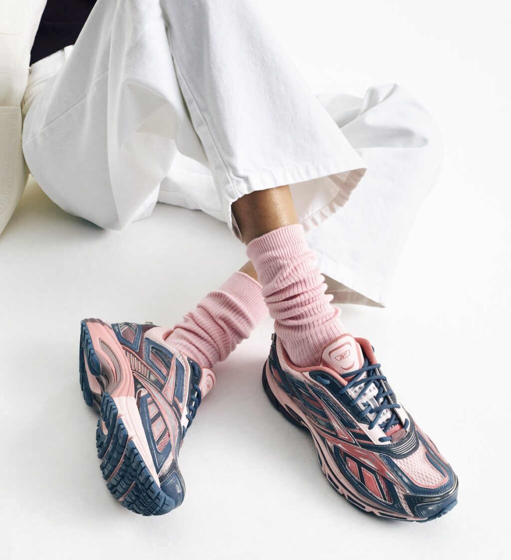 SneakerAlert tweet media