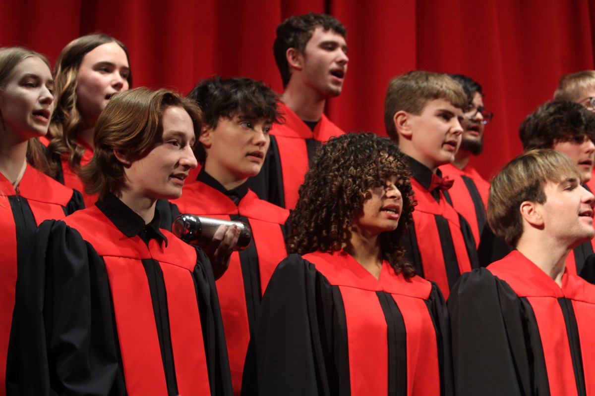 Holley Schools tweet media