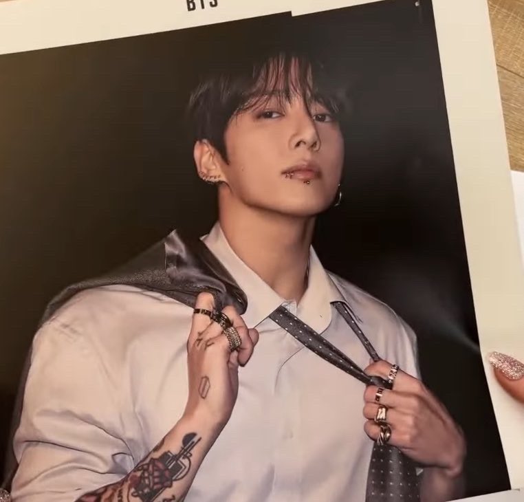 야 정국79 ‏⦿ ☰ ☲🪭 tweet media