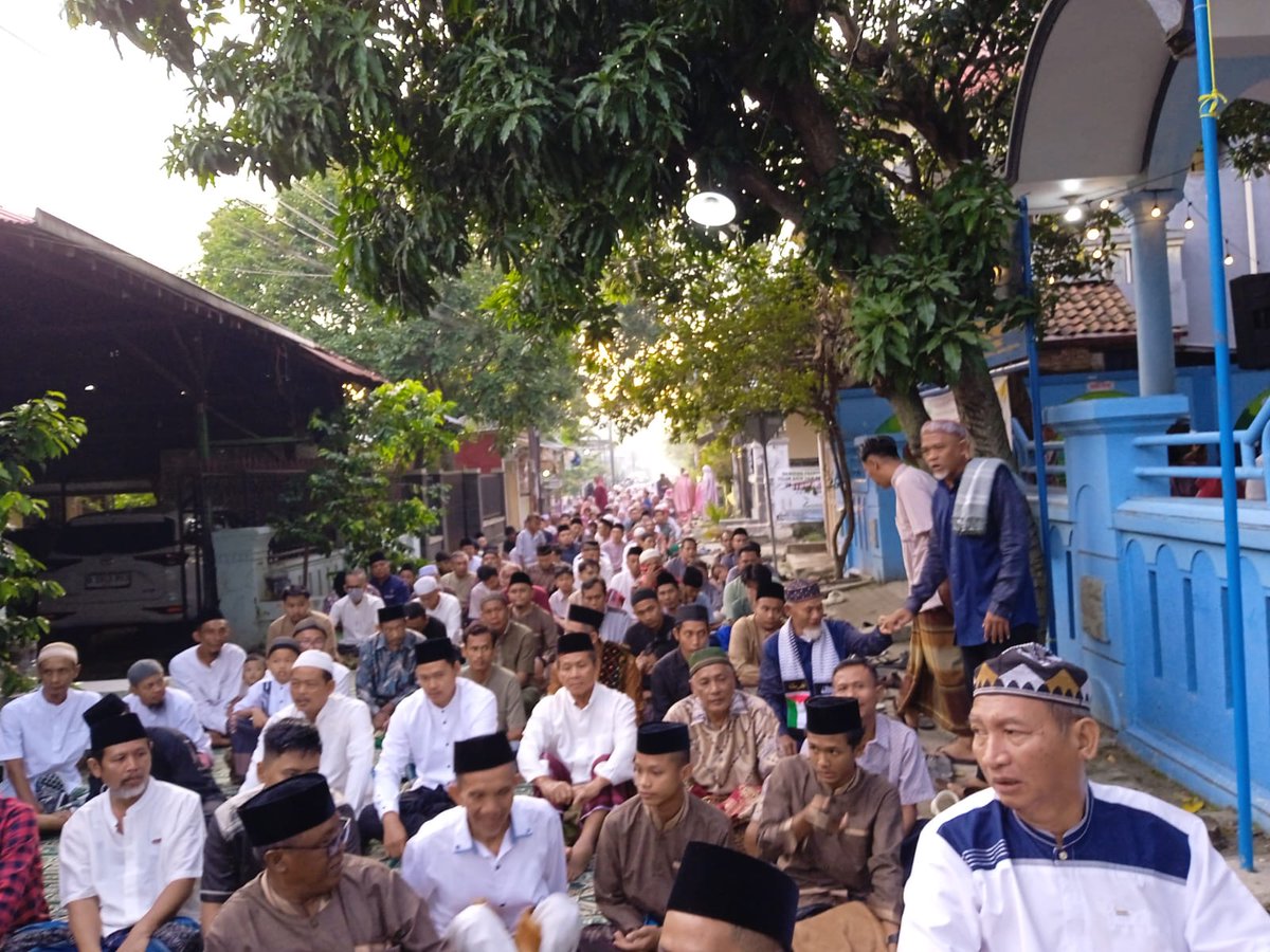 azwarfx's tweet photo. @muhammadiyah Limbangan wetan - brebes min https://t.co/g6Fl0GXtwu