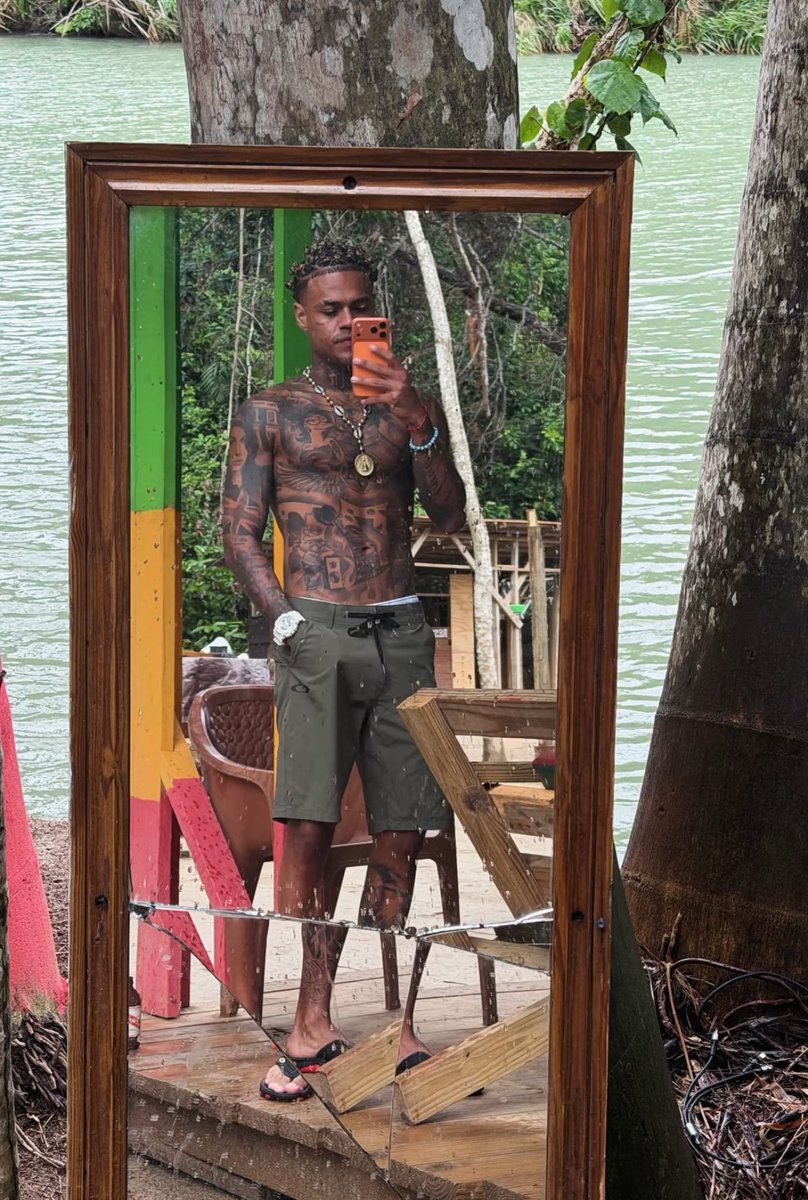 POP Mais tweet media