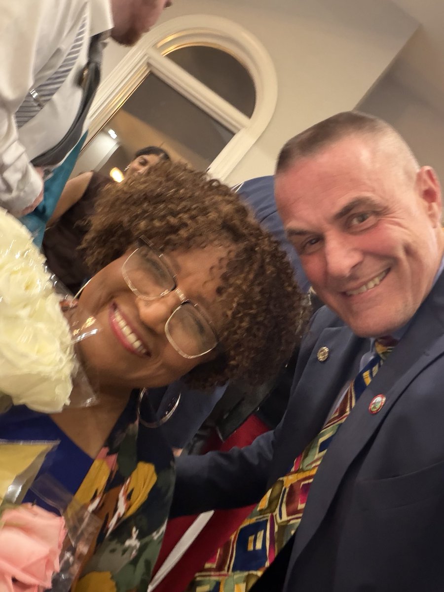 Brad W. Young tweet media