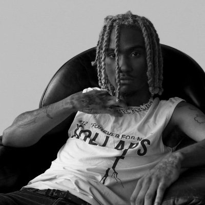 bloodhound bobby (the sexy wawandian sea warrior) tweet media