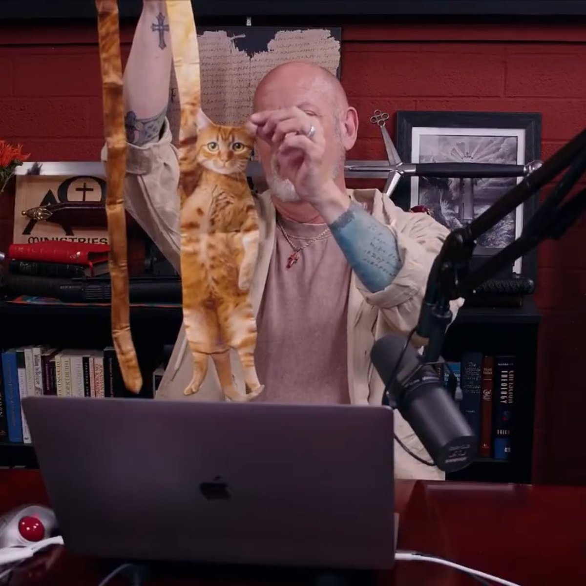 Defiant Baptist tweet media