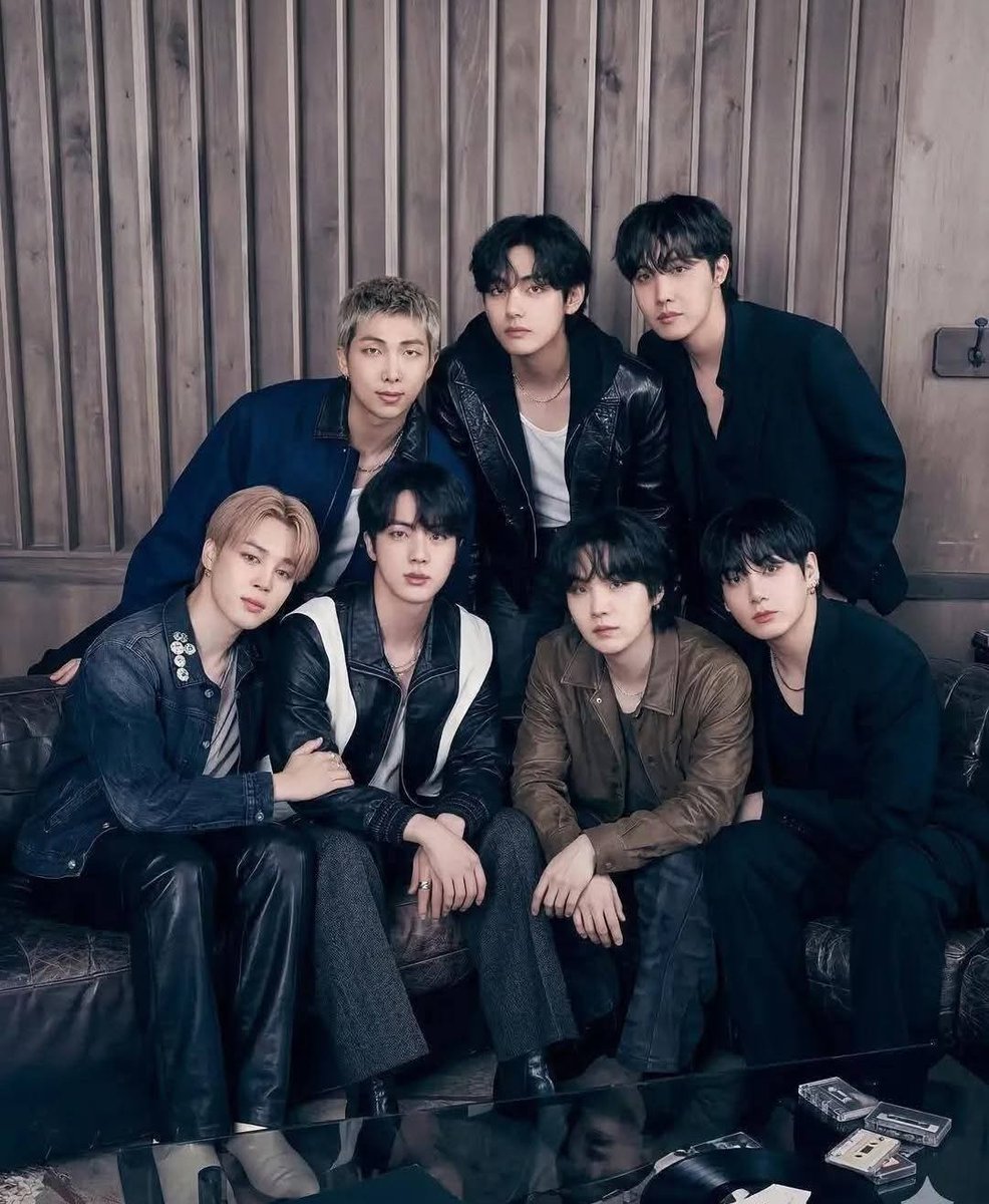 HOME 🏡 tweet media