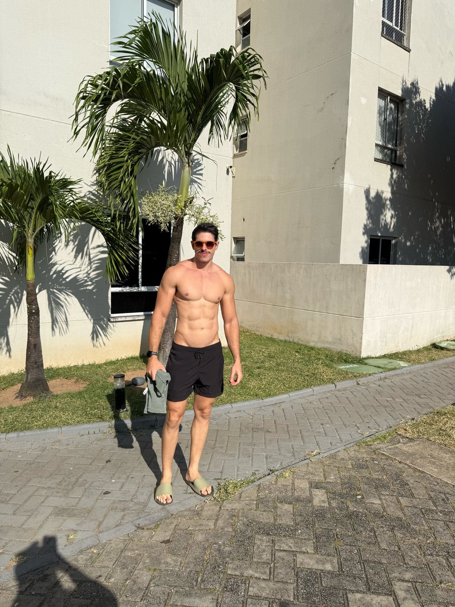 A rainha que nunca foi tweet media