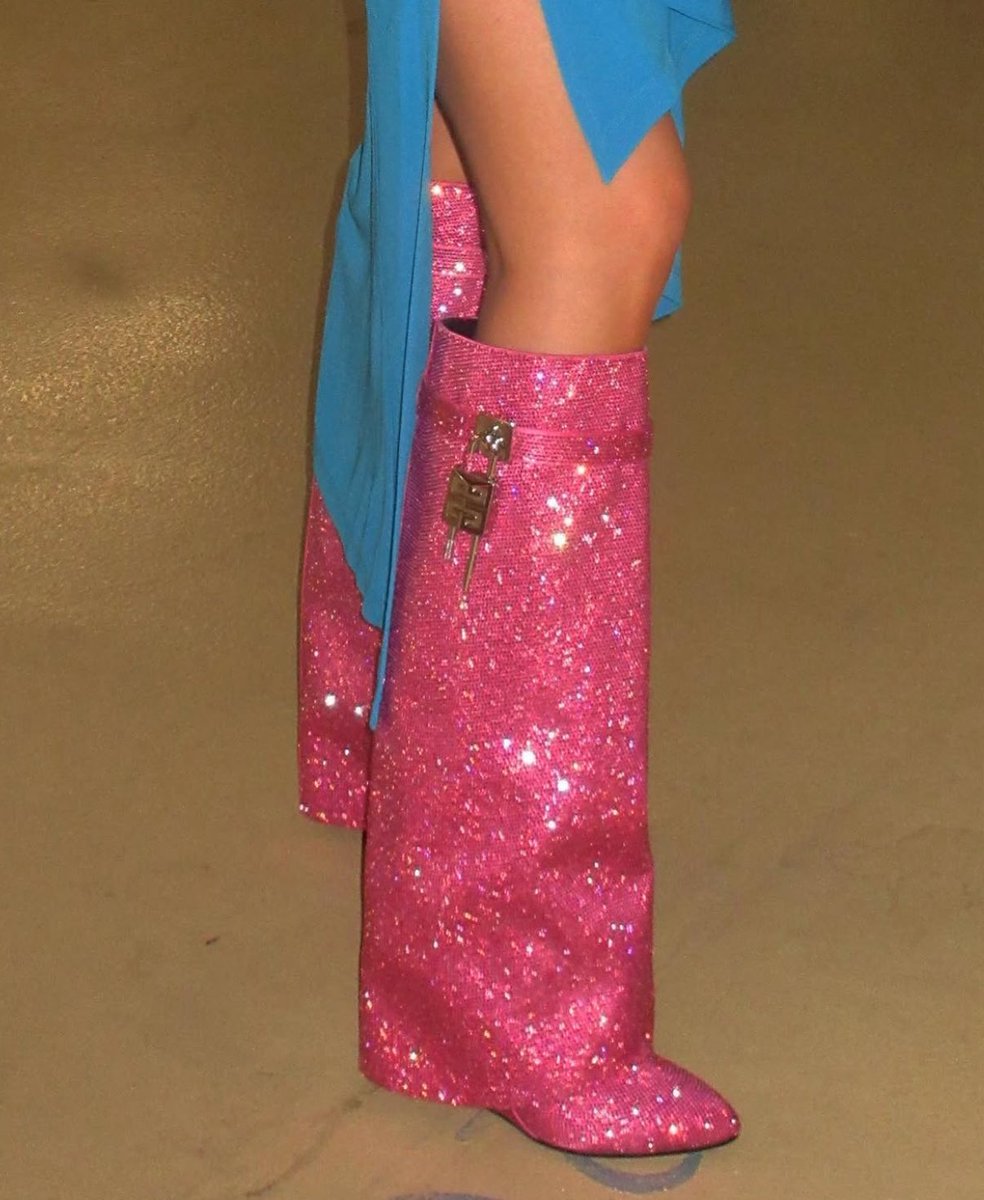 Jo 𝜗𝜚⋆ tweet media