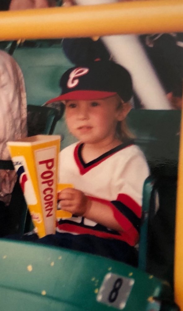 Laura 👻🩶⚾️ tweet media