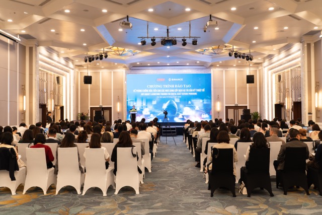 Elliptic tweet media