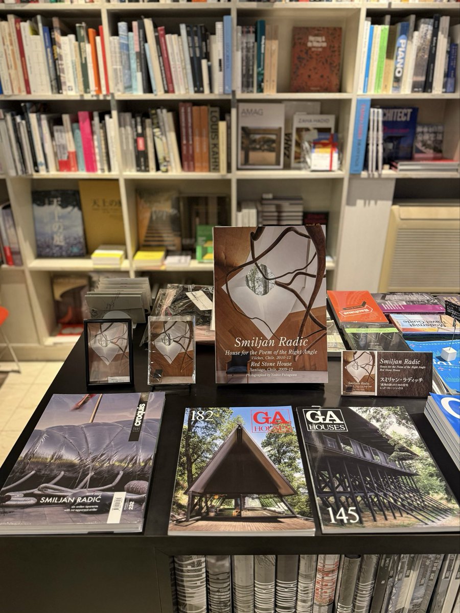 GA gallery bookshop tweet media