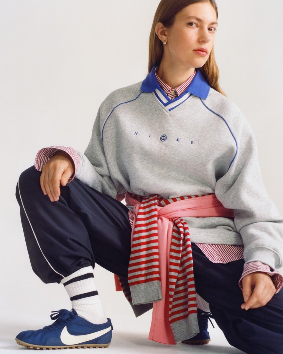 JustFreshKicks tweet media