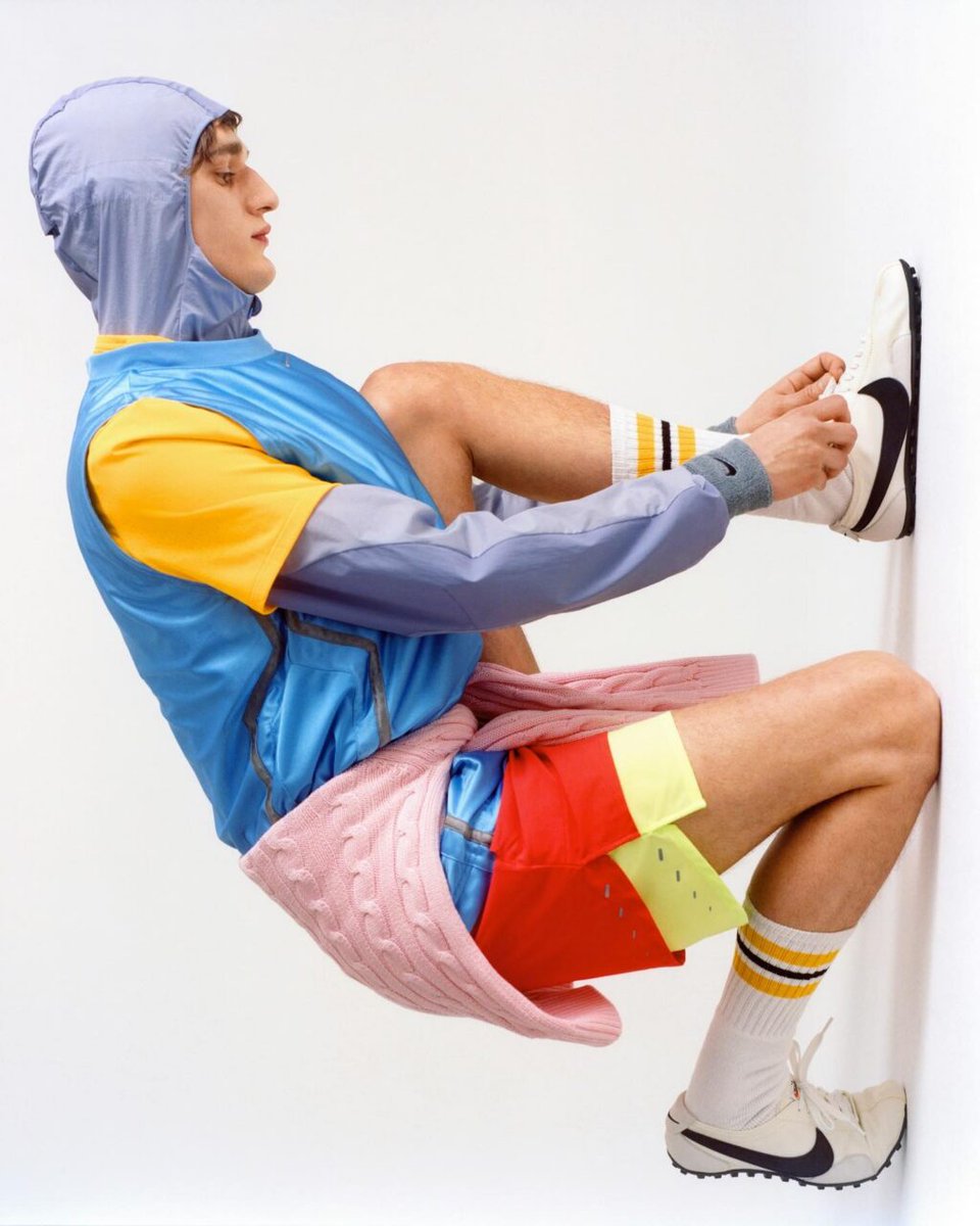 JustFreshKicks tweet media