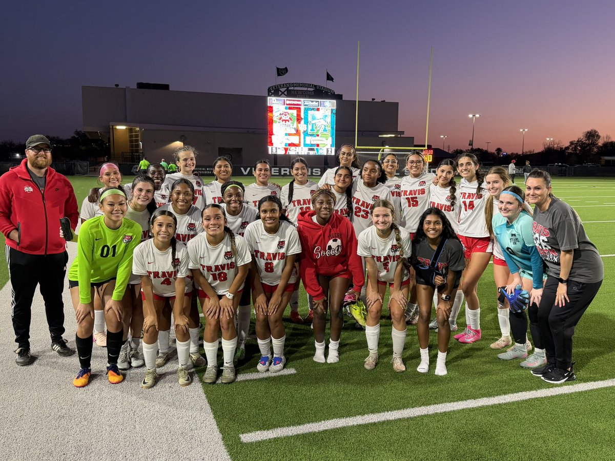 THS_Tigers's tweet photo. And just like that… our girls are moving on!! Round 2 against Summer Creek coming up. Let’s go!!! #LeadthePAC #TheTravisWay https://t.co/u7oWST7Bce