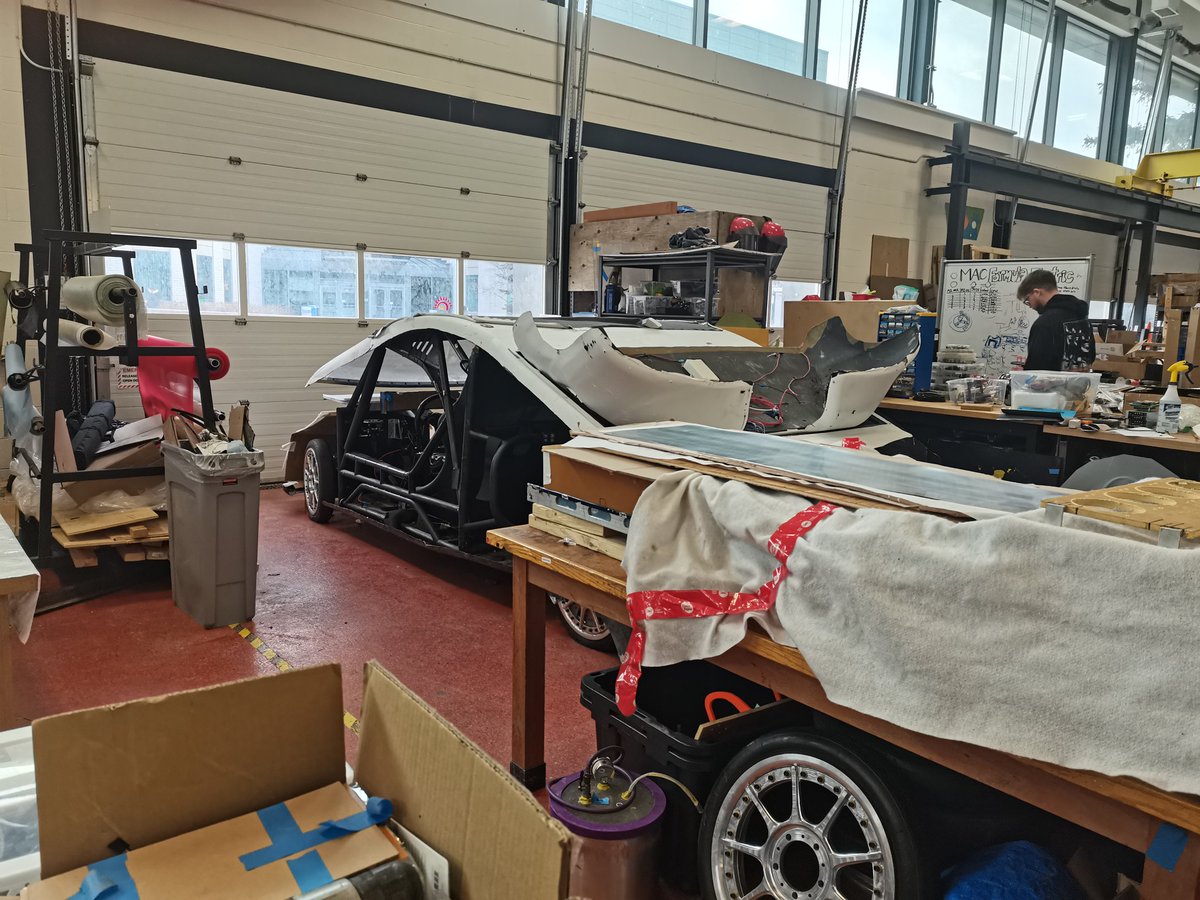 Yang Yang tweet media