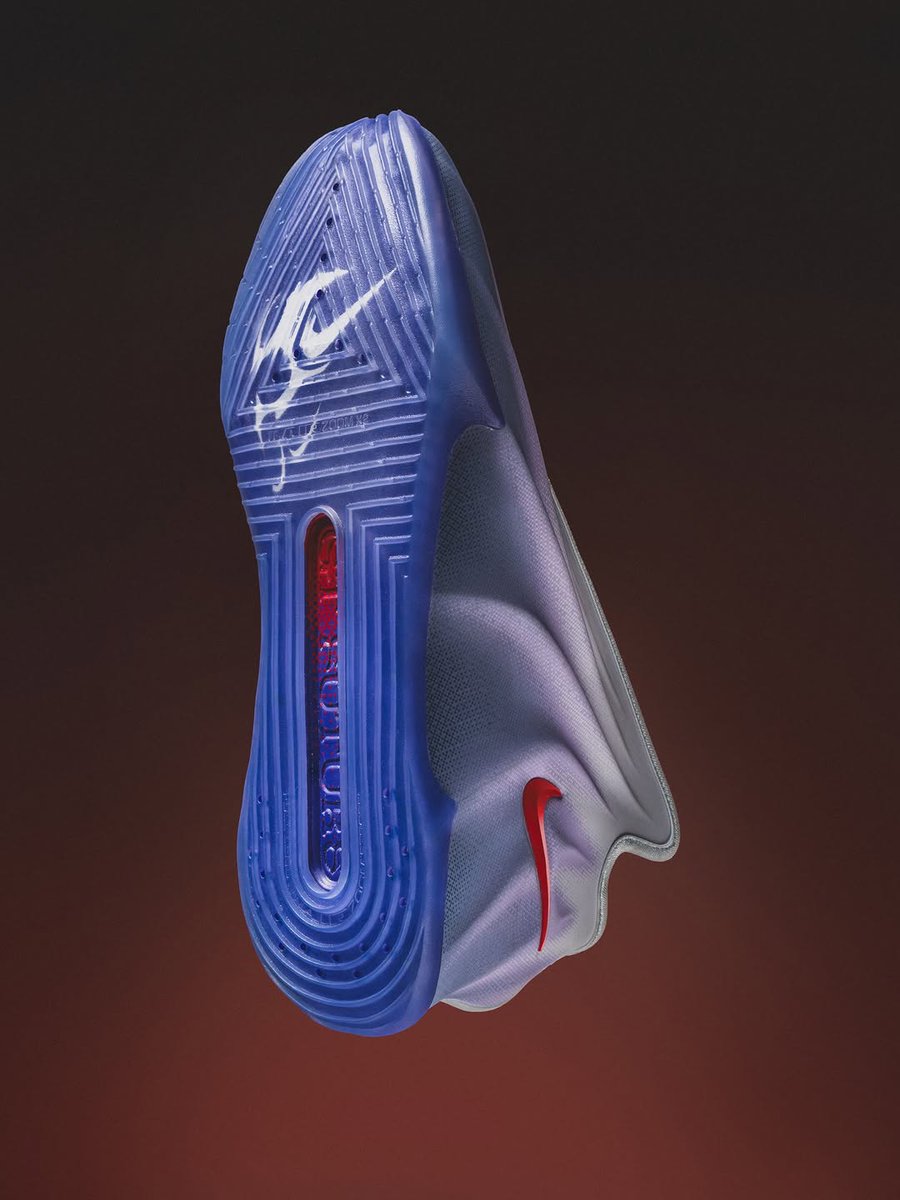 JustFreshKicks tweet media