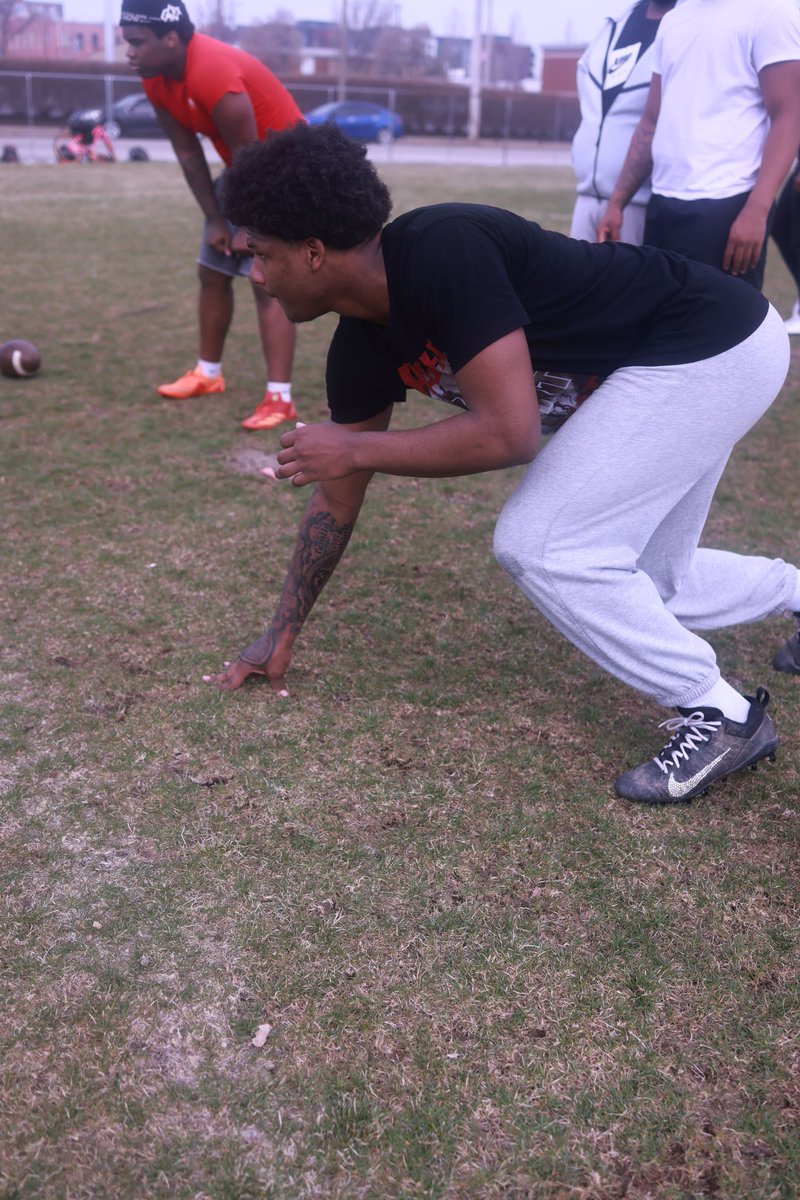 Dezaveon Williams (27) tweet media