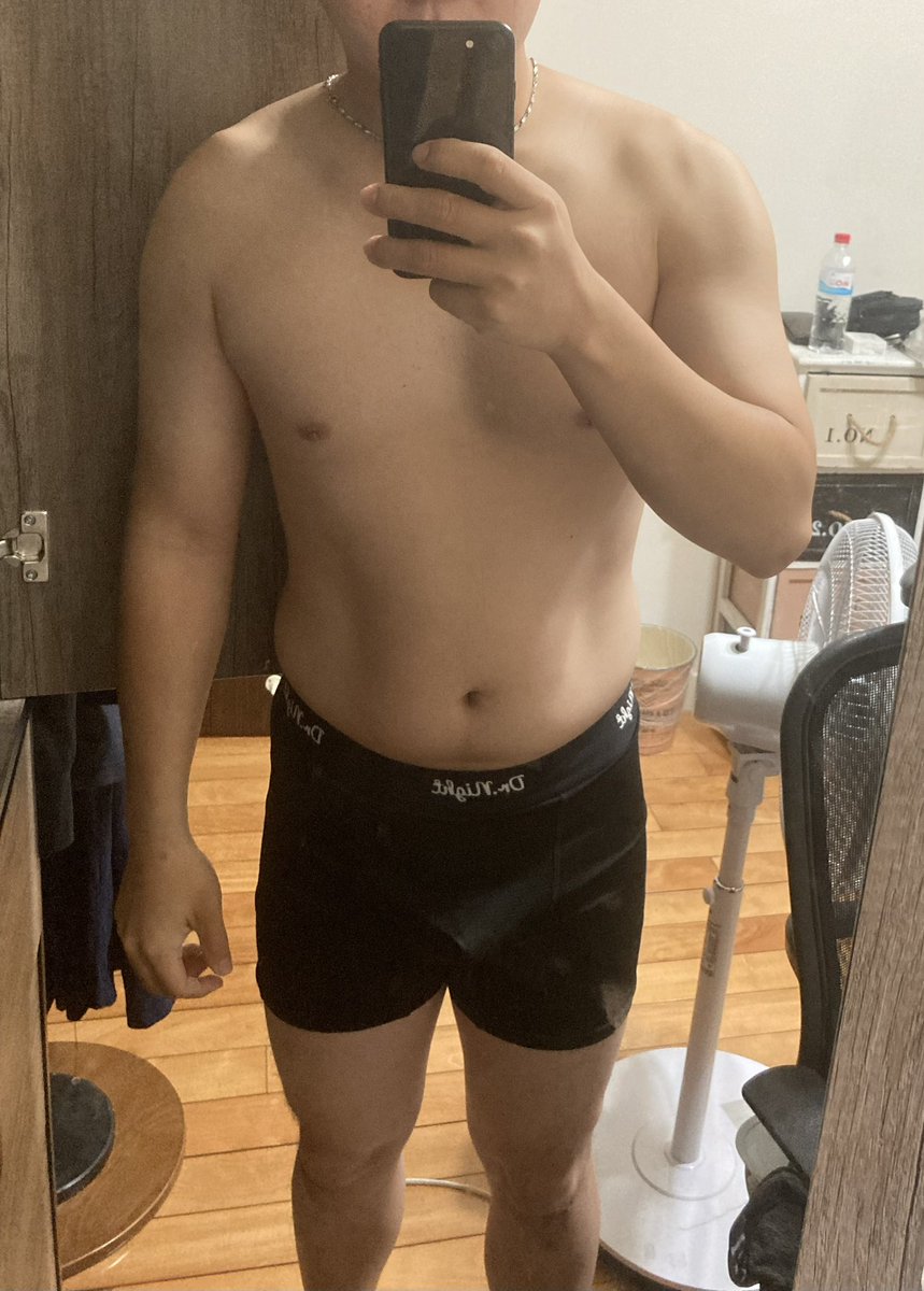 噬酒屍唯唯｜練巨人 tweet media