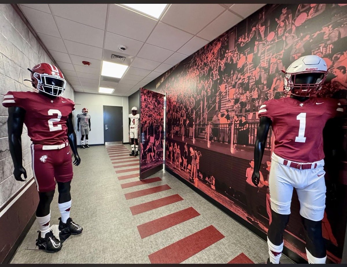 PrattvilleFB's tweet photo. Finally Back Home‼️ #GoLions 🦁 https://t.co/7MYhHXvLjt