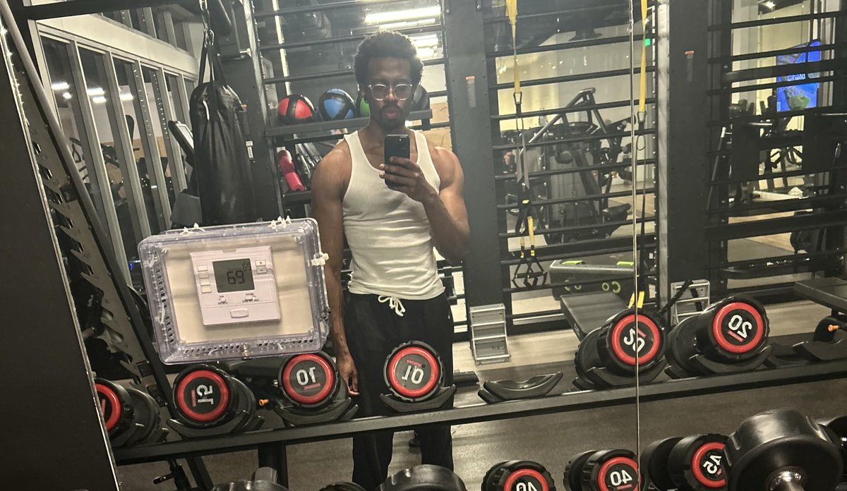 Pay Roll Manager Here tweet media