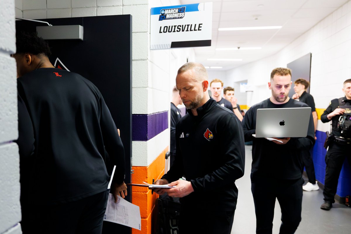 Louisville Men's Basketball tweet media