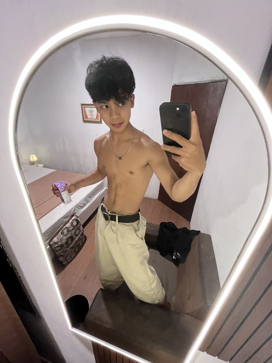 iJerry____'s tweet photo. Ayo dong g kuat nih https://t.co/MoI5mucHQz