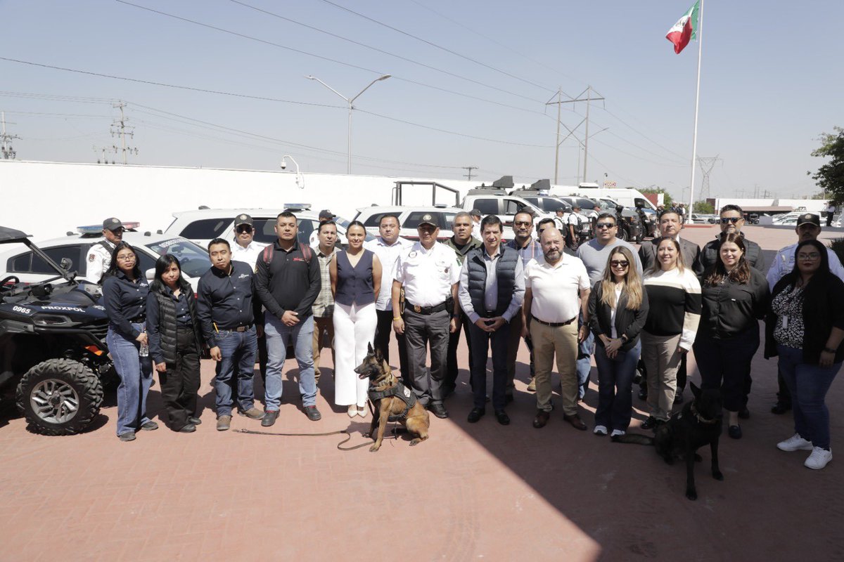 Personajes tweet media