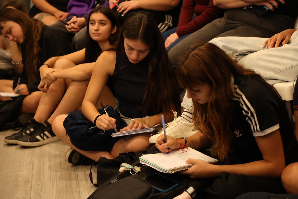 Daniela Vilar tweet media