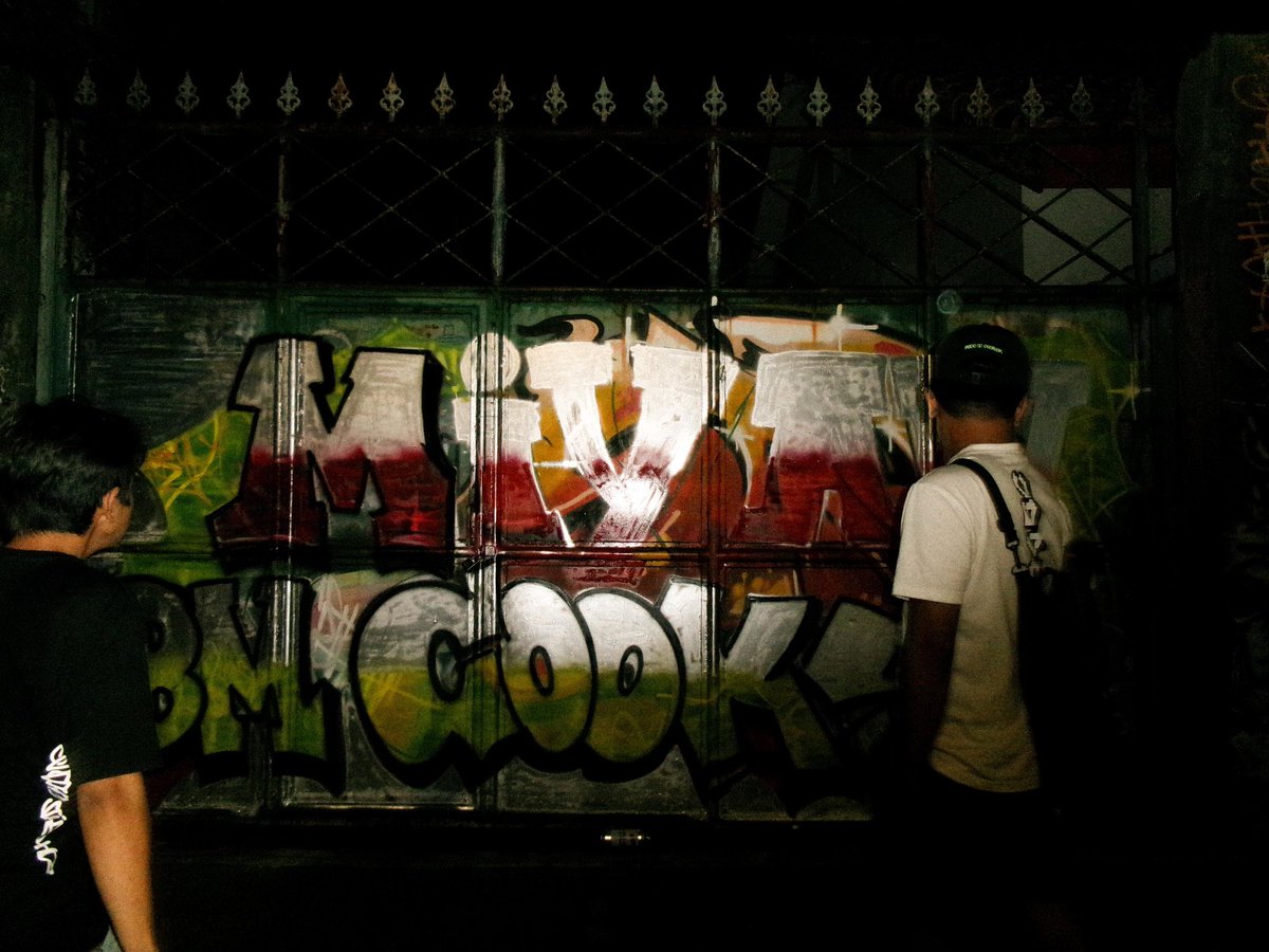 DEATH OR GLORY! tweet media