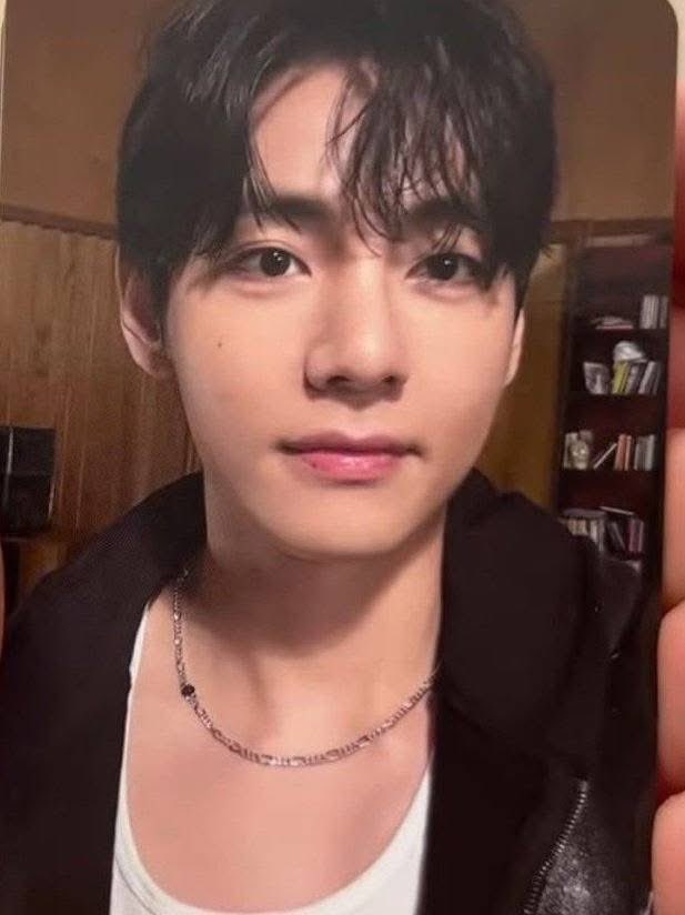 Taehyung Indonesia 🇮🇩 tweet media