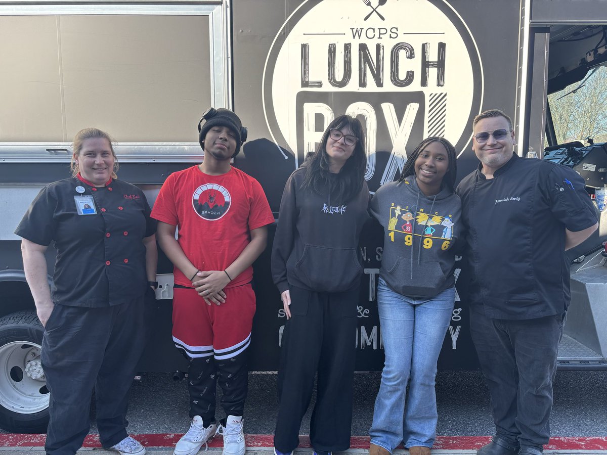 Diana Gray tweet media