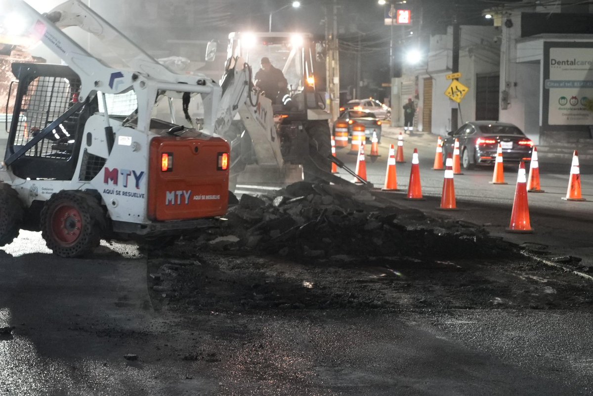 Personajes tweet media