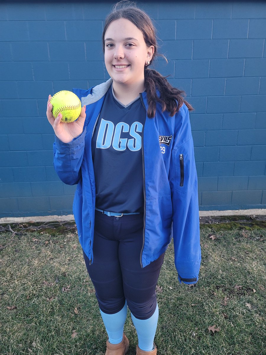 Bella Wrublik tweet media