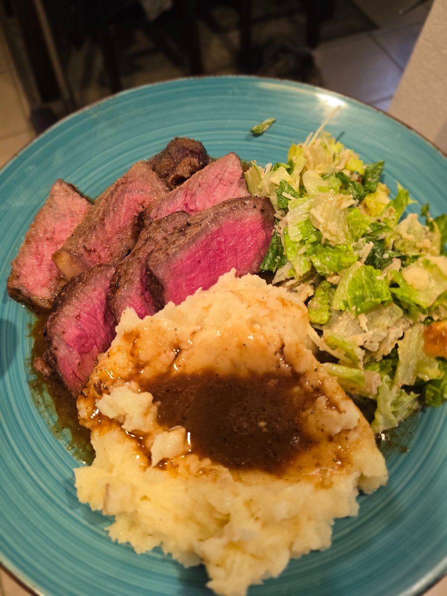 strallweat tweet media