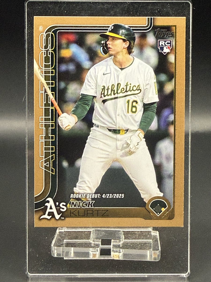 The Card Cabinet tweet media