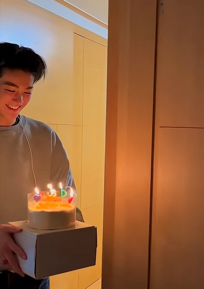 𝓢ora. slow tweet media