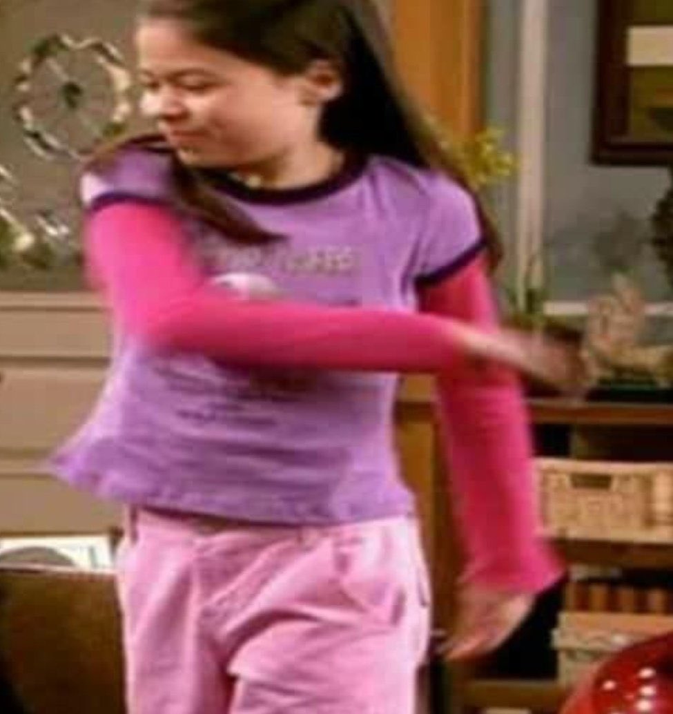 Katieeee tweet media