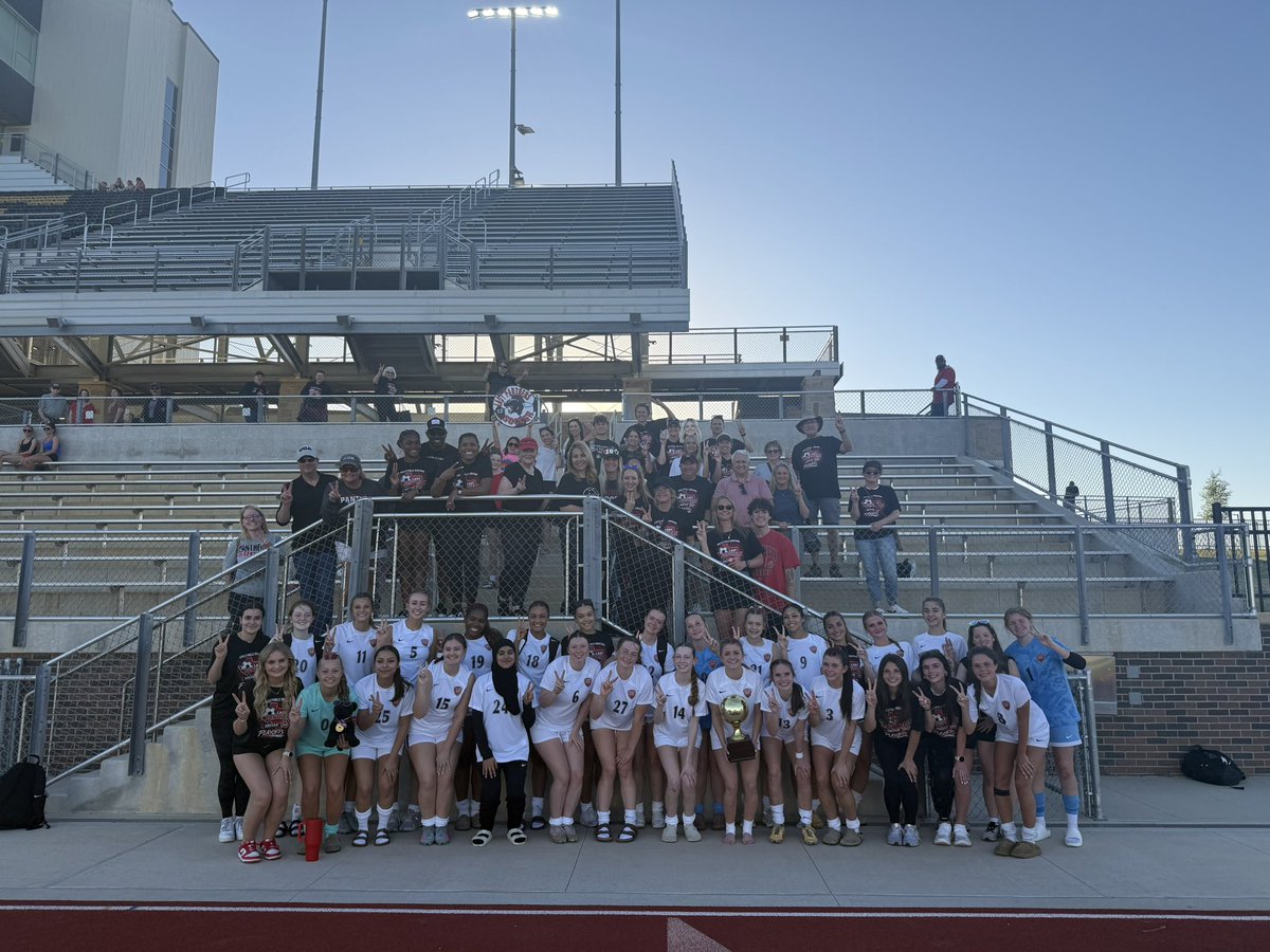 Colleyville Heritage High School |🐾 tweet media