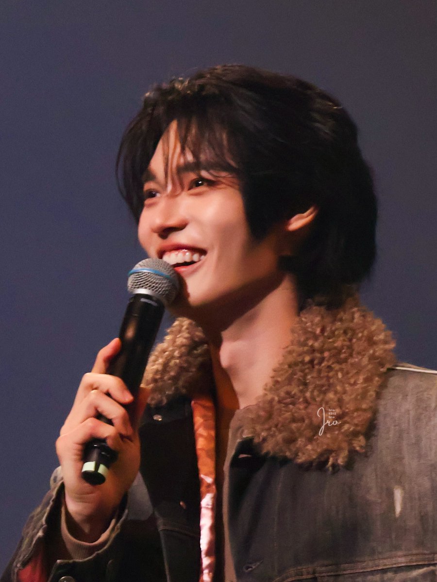 この笑顔に救われた人がたくさんいるよね💚

#JustYouandWin1stsoloFMinOsaka
 #winmetawin